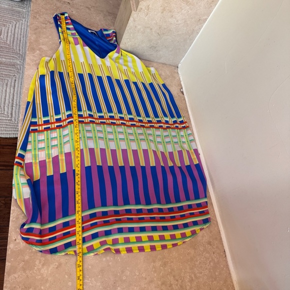 Everly Multicolor Geometric Print Sleeve V Neck Knee Length Womens size L Shift - Picture 9 of 12